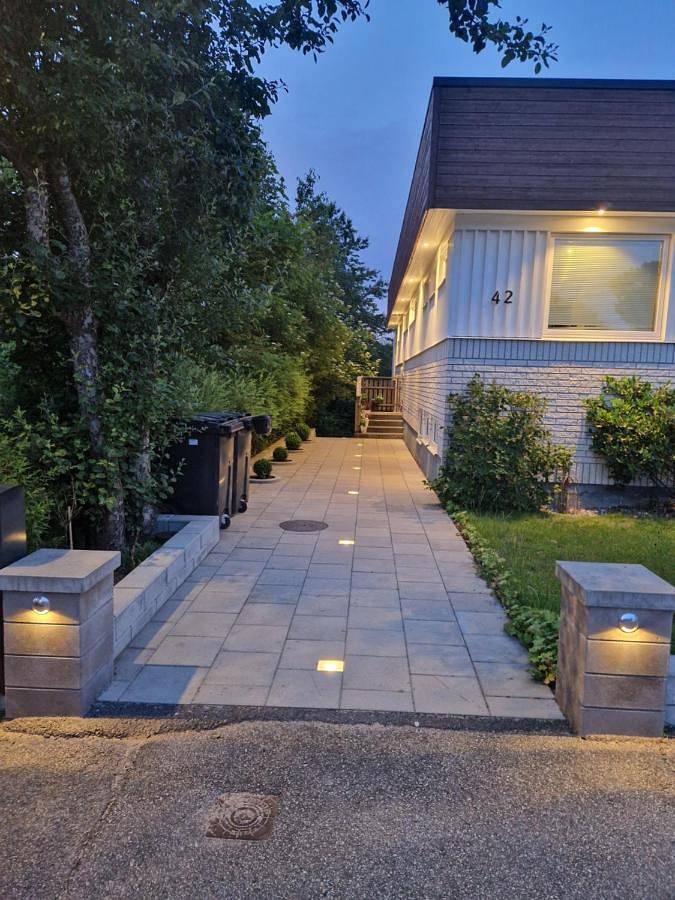 Lägenhet för 2 Personer, med Balkong samt Terass och Trädgård och Utsikt i Växjö