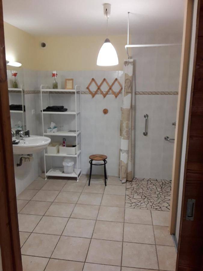 Appartement entier, La Parenthèse - Gîte de la Sittelle in Saint-Genix-les-Villages, Région de Chambéry