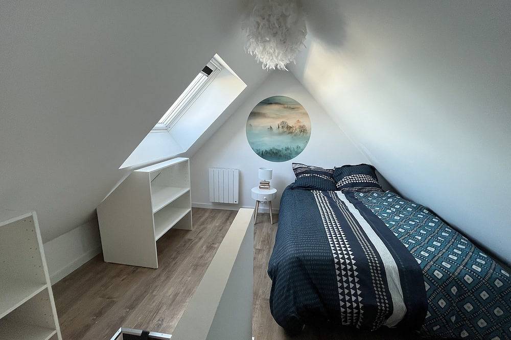 Entire apartment, Studio Scandinave - Duplex - Hyper Centre in Lorient, Côte des Mégalithes