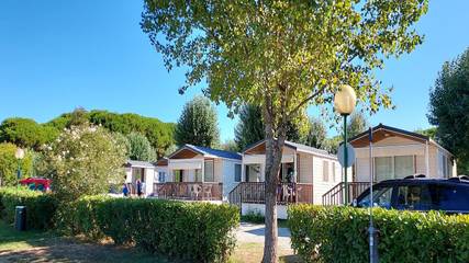 Camping Car pour 6 Personnes dans Sarzana, Province de La Spezia, Photo 2