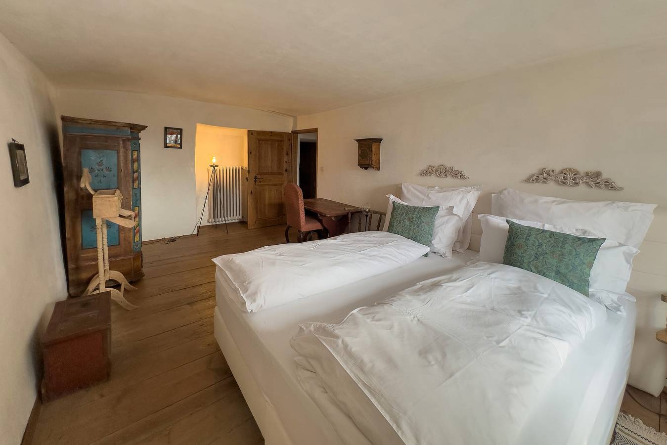 Room 'Zinnenberg Suite 4' with Mountain View, Shared Terrace and Wi-Fi in Monte (Appiano), Appiano