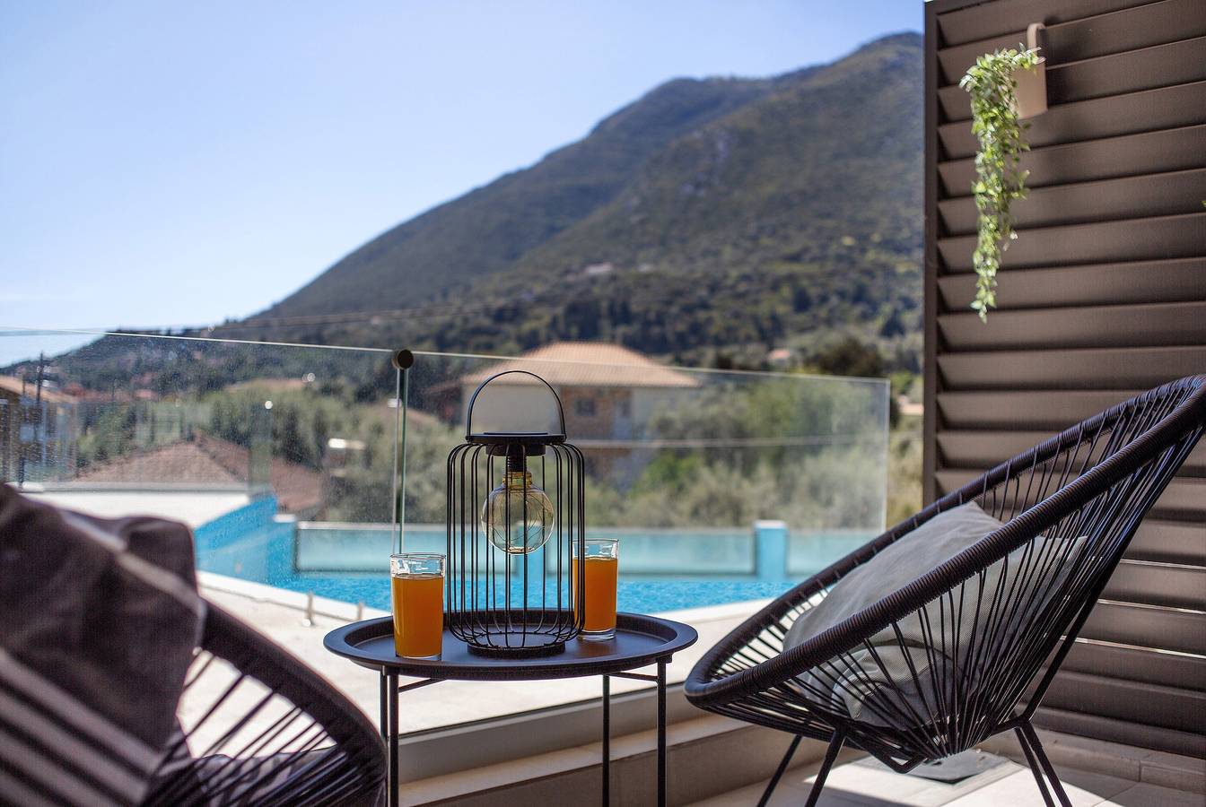 Entire apartment, Apartment 'Sofia' with Sea View, Wi-Fi and Air Conditioning in Nikiana, Alexandros