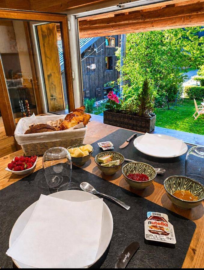 Chalet Lisa B&B in Morzine, Les Portes du Soleil