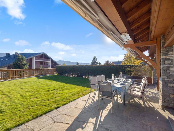 Vacation rental for 8 people, with sauna and garden, with pets in Montana (Switzerland)