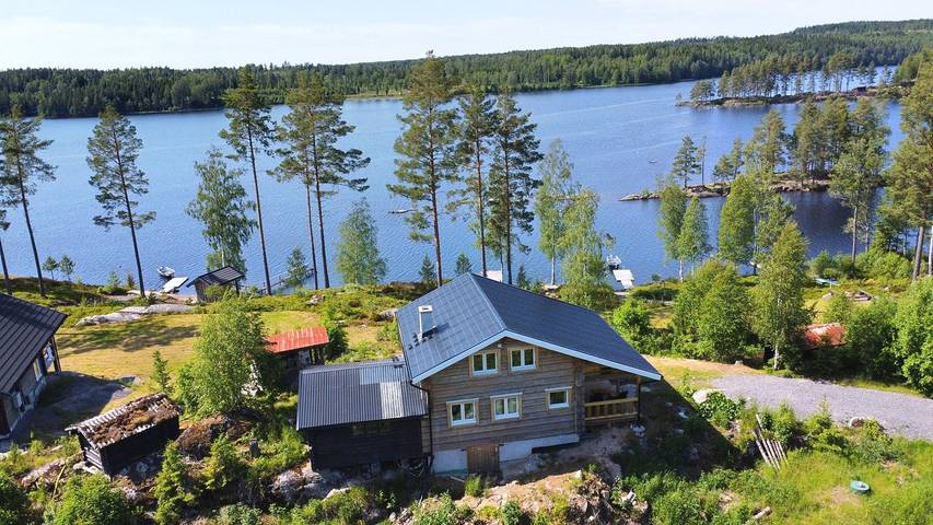 Ferienhaus für 5 Personen, mit Sauna und Garten sowie Seeblick