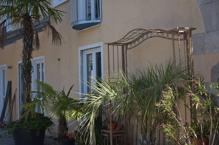 Casa de vacaciones para 3 personas, con jardín y piscina - 1
