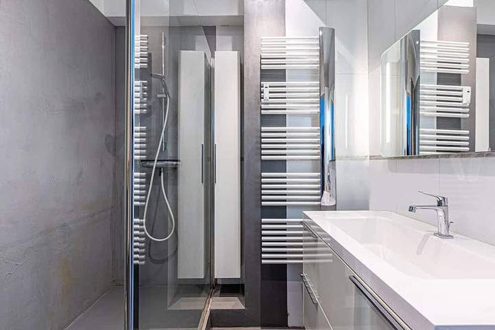 Apartamento entero, Apartamento en residencia en primera línea frente al mar in Èze, Costa mediterránea (Francia)