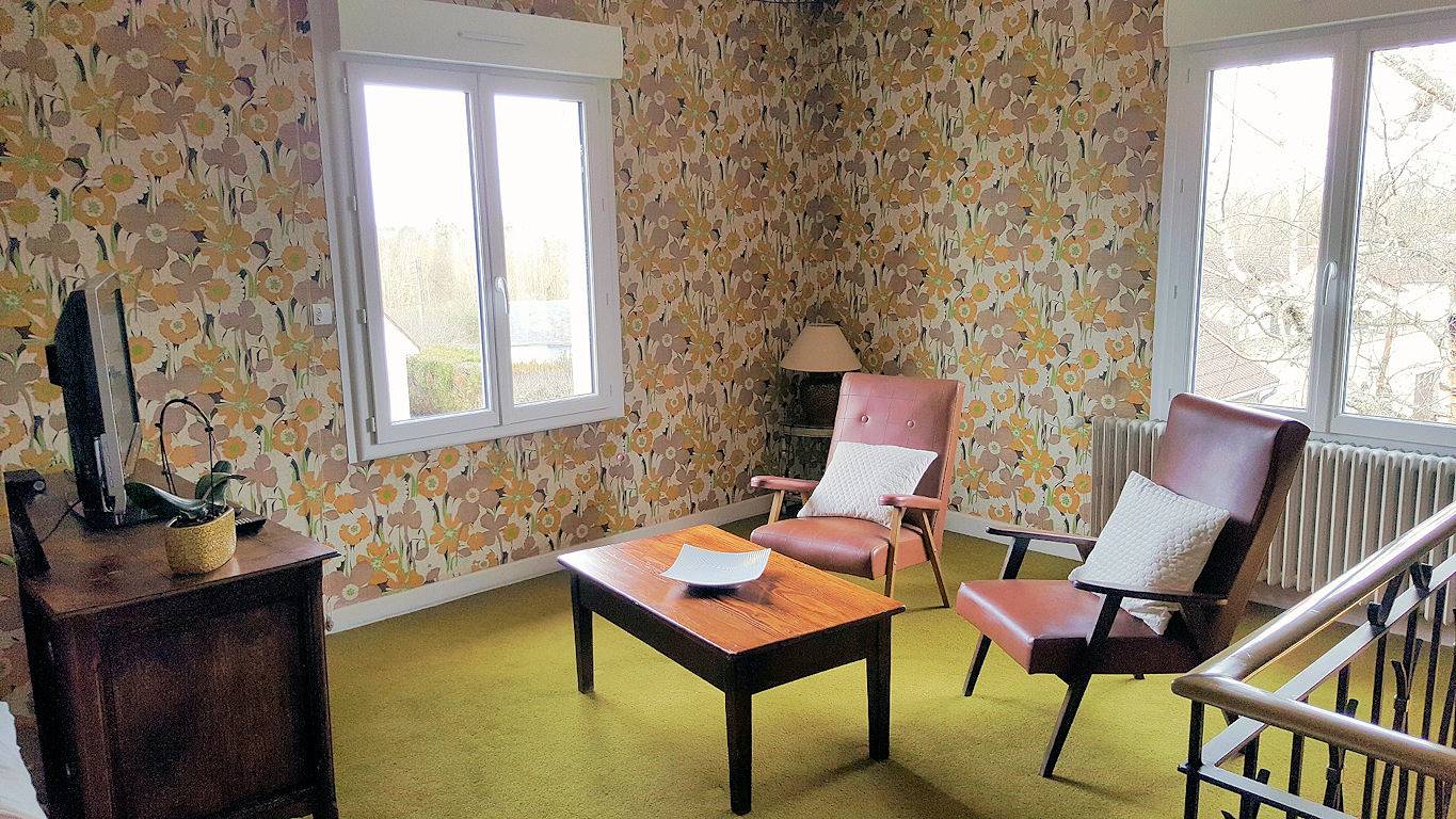 Maison d'hôtes La Glacière à Issoudun - Chambre Vintage Blanche in Issoudun, Région d'Issoudun