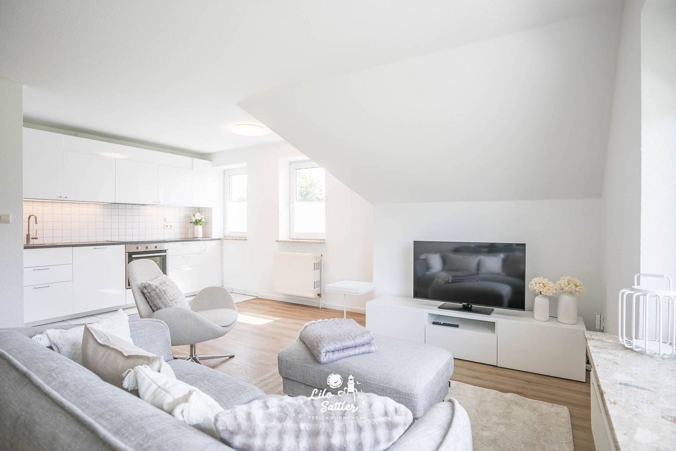 Ganze Wohnung, Komfortable Fewo Flora mit Balkon und ländlichem Ausblick in Westerdeichstrich in Westerdeichstrich, Dithmarschen