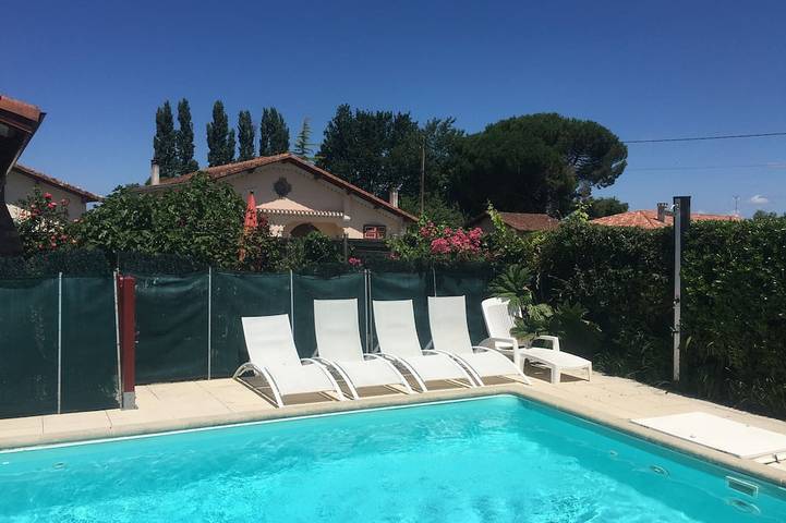 Location de vacances pour 4 personnes, avec jardin dans Etang De Soustons