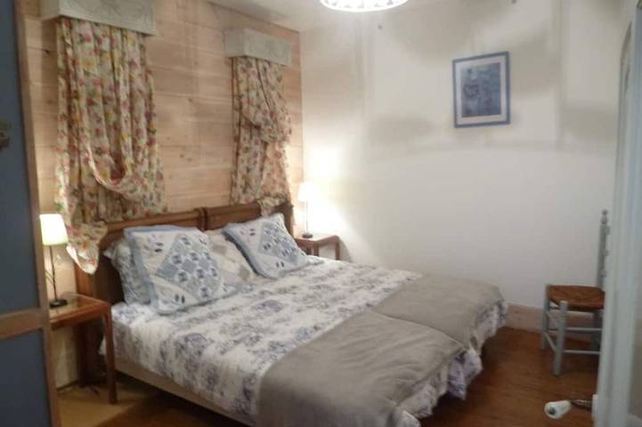 Location de vacances pour 4 personnes, avec jardin, animaux acceptés à Couze-et-Saint-Front - 3