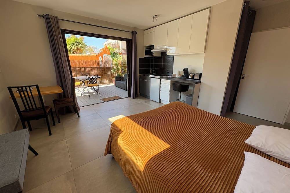 Apartamento entero, Studio Terrace in Lavérune, Côte d'Améthyste