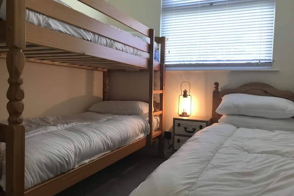 Cosy Self-Catering Chalet in Beautiful South Devon in Dartmouth, Devon