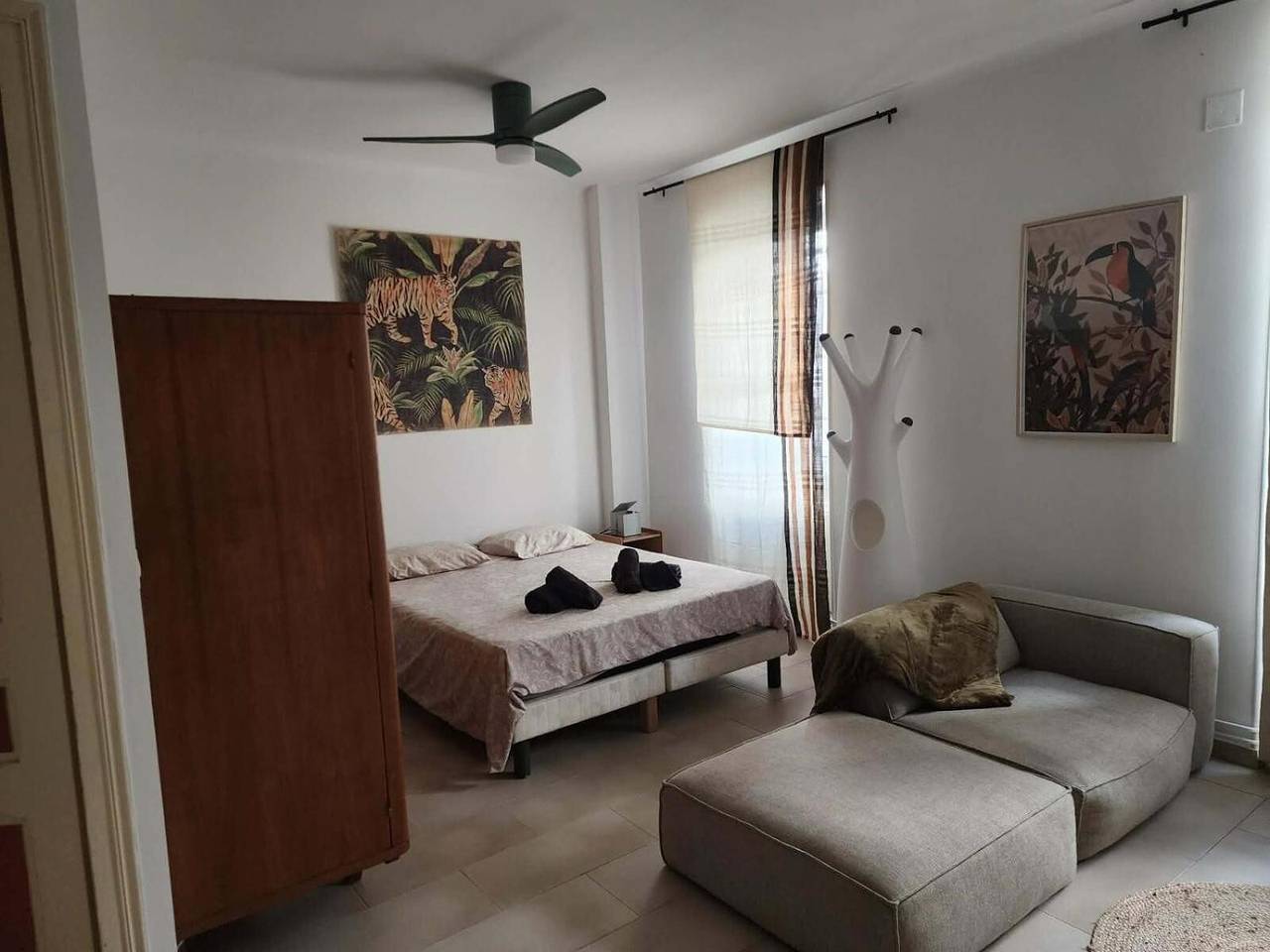 Appartement entier, Appartement 'Baoba - Cosy, spacieux et tout confort' avec Wi-Fi in Beaucaire, Région de Nîmes