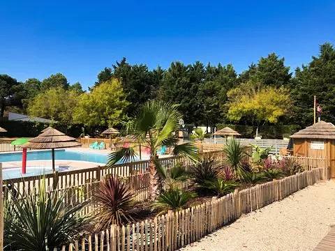 Mobilhome pour 6 Personnes in Saint-Martin-de-Ré, Île de Ré