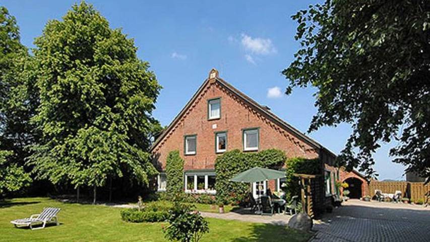 Bauernhof für 4 Personen, mit Terrasse in Neuharlingersiel