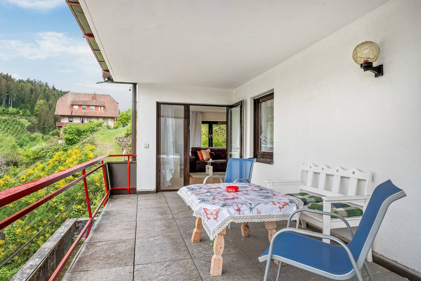 Ganze Wohnung, Apartment  " Jutta " Sommerberg – Ruhige Lage mit toller Aussicht,  Balkon 14 m² in Lauterbach (Schwarzwald), Mittlerer Schwarzwald