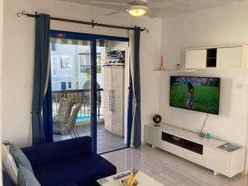 Holiday Letting for 4 People in Kato Paphos, South Cyprus, Photo 1