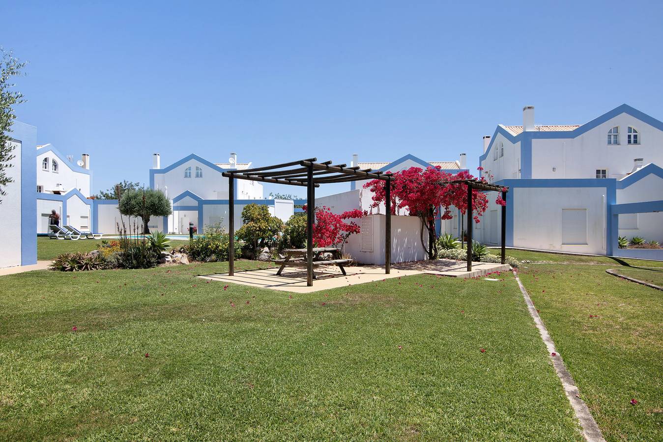 Villa 'Alto do Perogil Pool' with Mountain View, Wi-Fi, and Air Conditioning in Tavira, Tavira (Santiago)