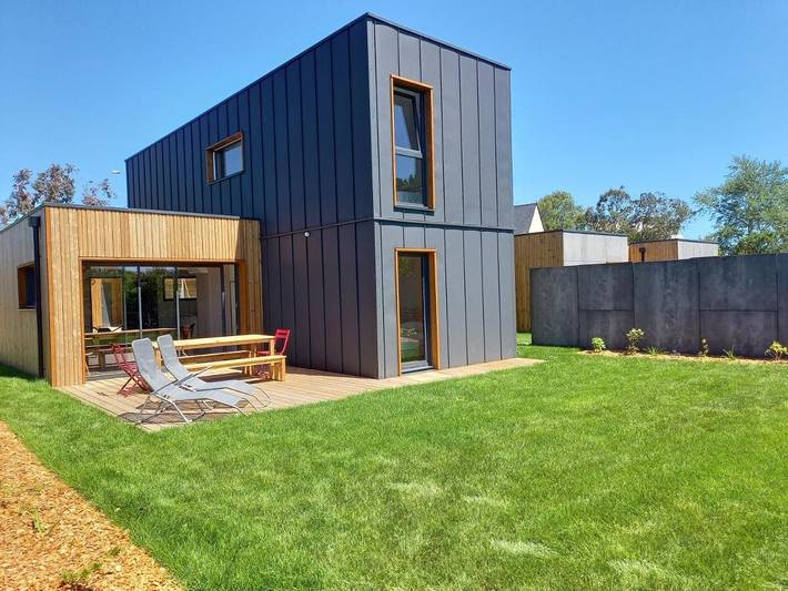 Ferienhaus für 8 Personen, mit Terrasse und Garten