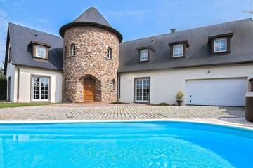 Gîte pour 8 personnes, avec jacuzzi et jardin, animaux acceptés à Kertzfeld