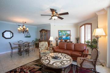 Beach Rental for 8 Guests in Navarre Beach, Emerald Coast, Picture 2