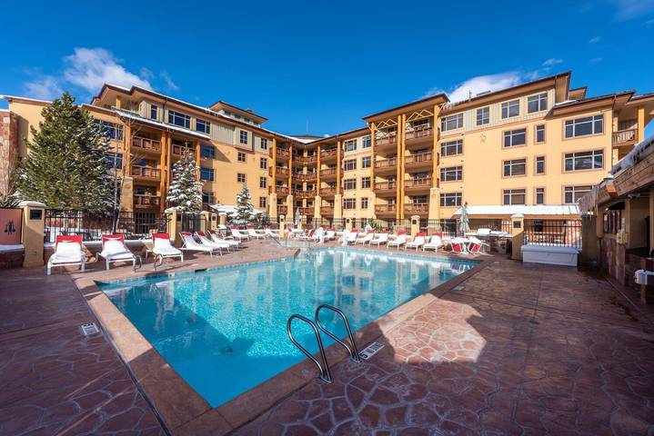 Holiday apartment for 4 people, with balcony and pool - 1