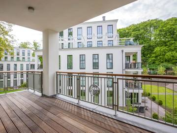 Ferienwohnung für 4 Personen, mit Balkon und Ausblick sowie Sauna in Binz