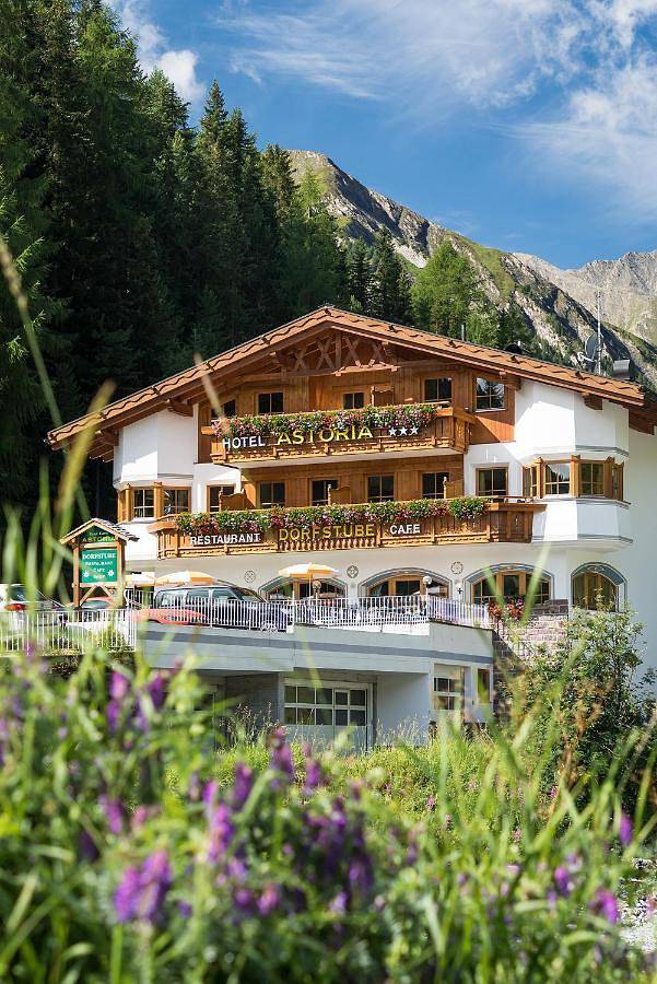 Hôtel pour 3 personnes, avec terrasse et sauna, animaux acceptés