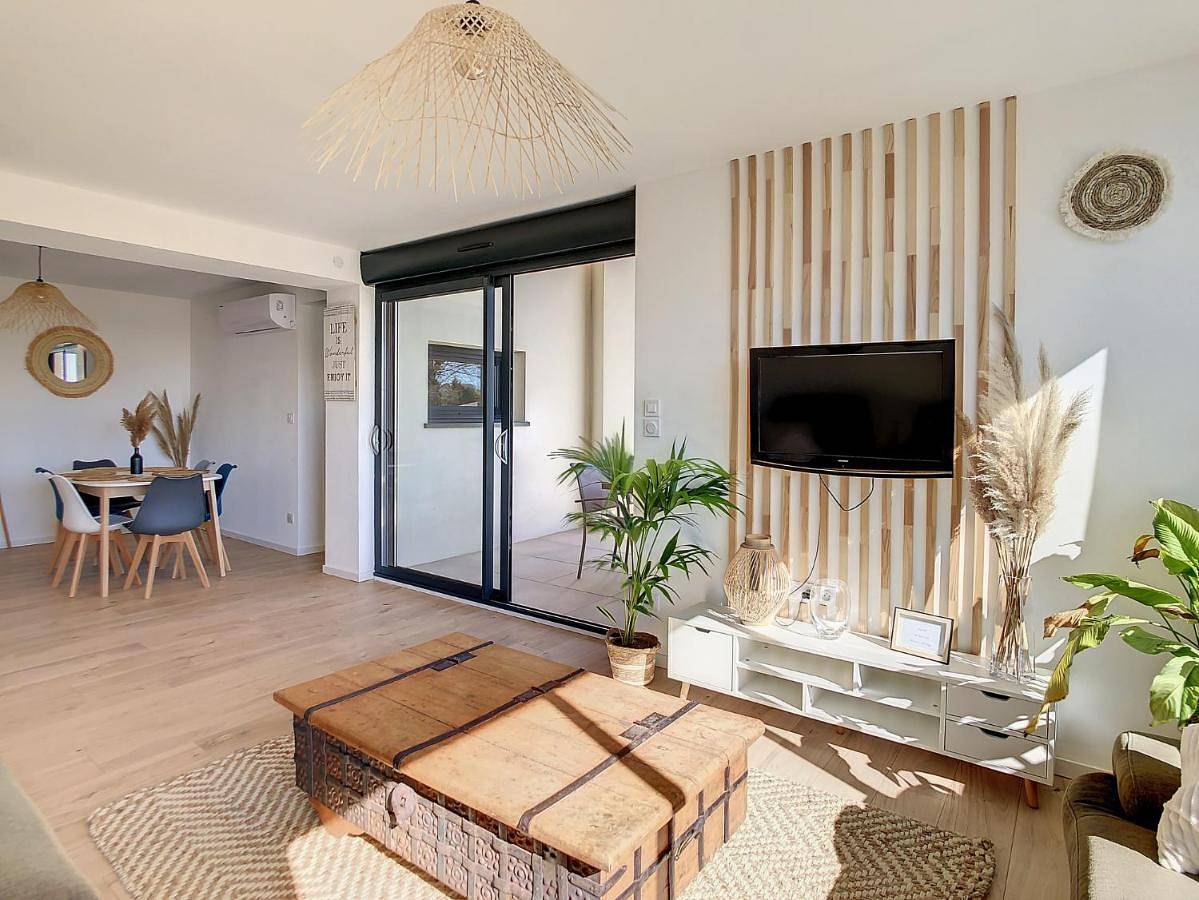 Appartement entier, ** Superbe appartement sur le canal du midi ** in La Redorte, Région de Carcassonne