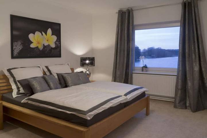 Ferienwohnung für 8 Personen, mit Pool und Terrasse in Grebin - 2