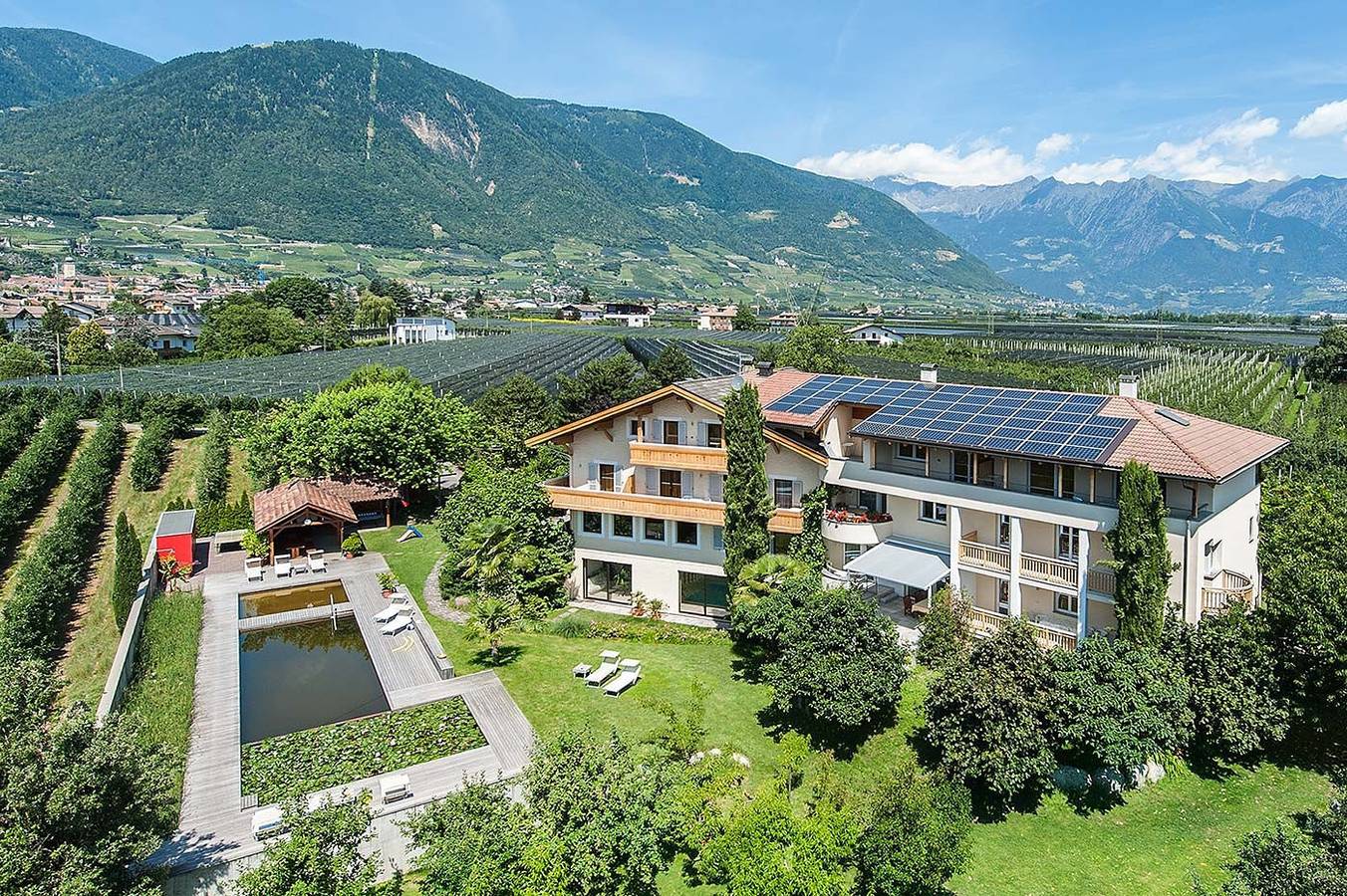 Ganze Wohnung, Ferienwohnung "Weinsepphof 8" mit Bergblick, Pool, Wlan, Garten & Balkon in Mitterlana, Lana