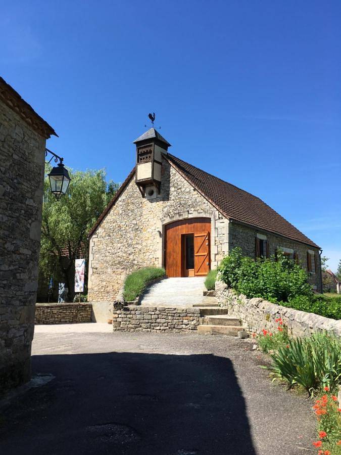Four-Bedroom House in Cornac, Lot