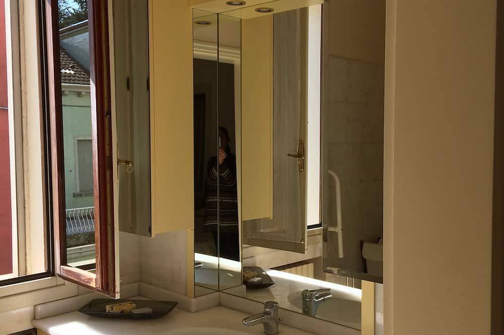 Ganze Wohnung, Elegant in der Villa Liberty Venedig - Lido in Lido di Venezia, Venedig