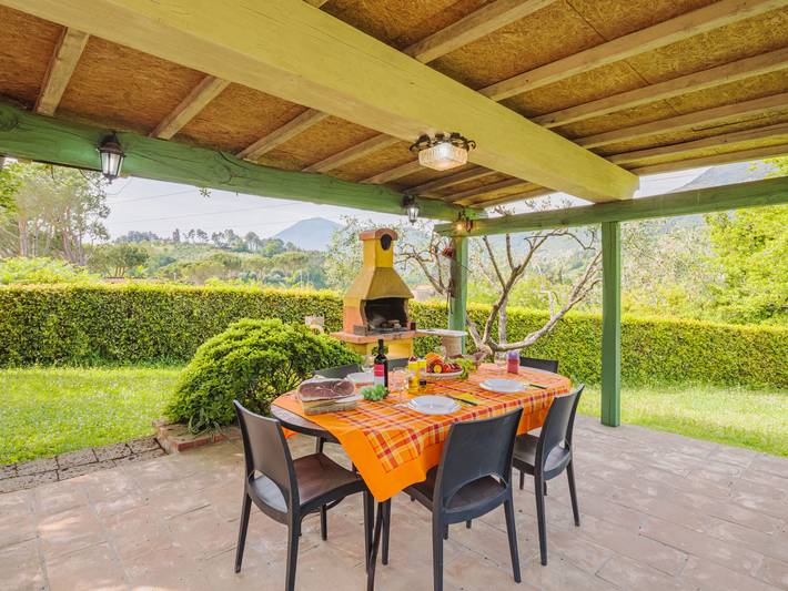 Location de vacances pour 6 personnes, avec vue et jardin à Camaiore - 4