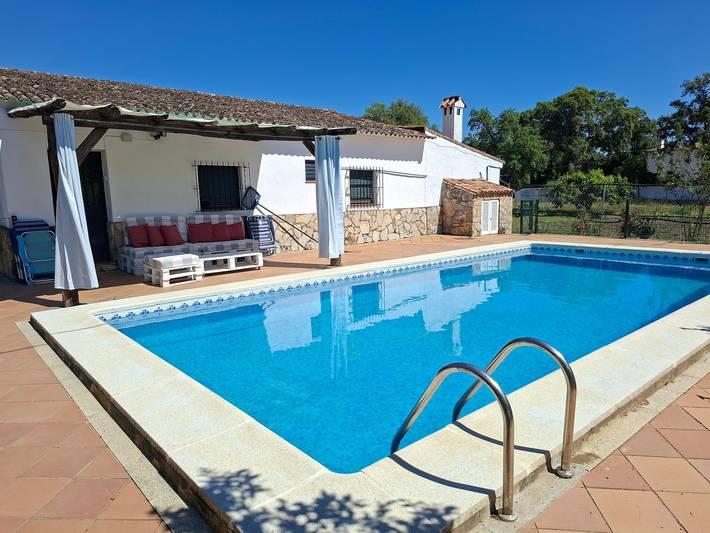 Casa rural para 7 personas, con Jardín en Sierra de Huelva