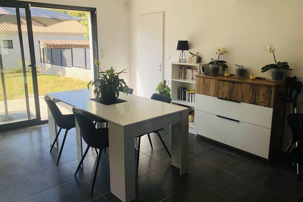 Maison neuve proche Avignon in Rochefort-du-Gard, Région de Nîmes