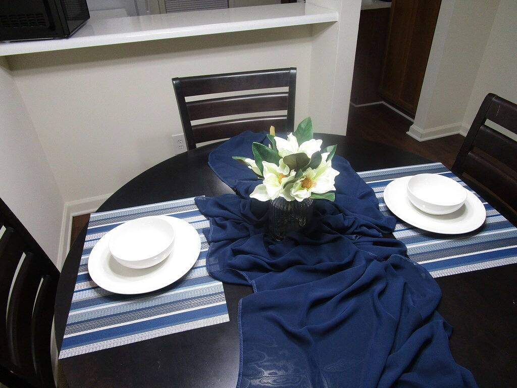 Ganze Wohnung, New!! City Chic 13min to Airport and 20min to City Center in Gaston County