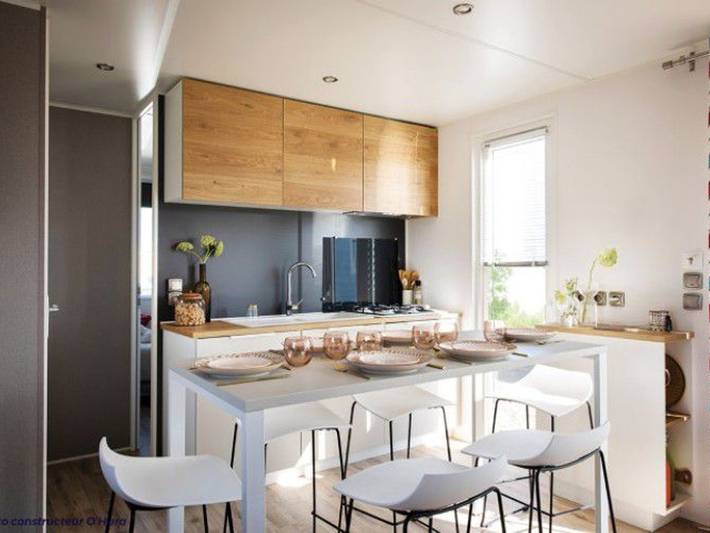 Casa rodante para 7 personas, con terraza y piscina, Se admiten mascotas - 1