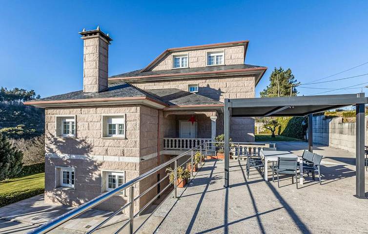 Casa rural para 9 personas, con jardín y vistas en Galicia - 2