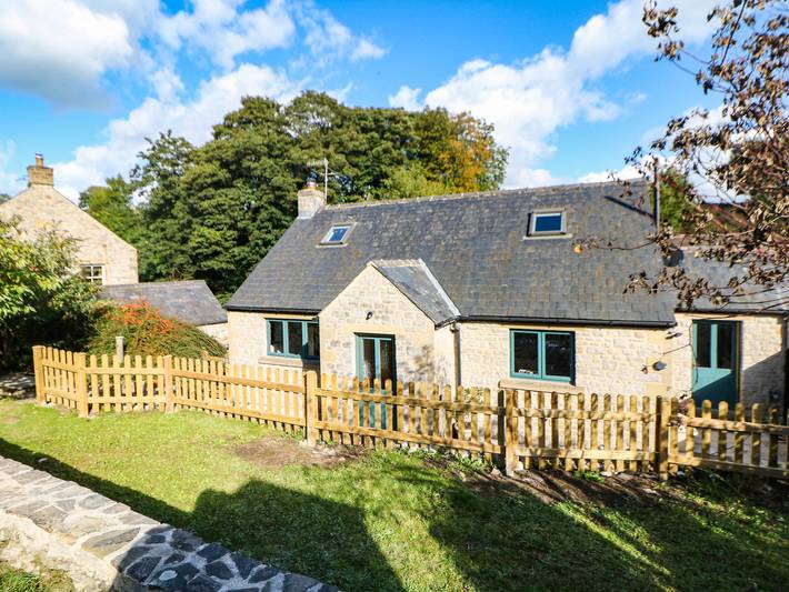 Stone Lily Cottage in Tideswell, Derbyshire