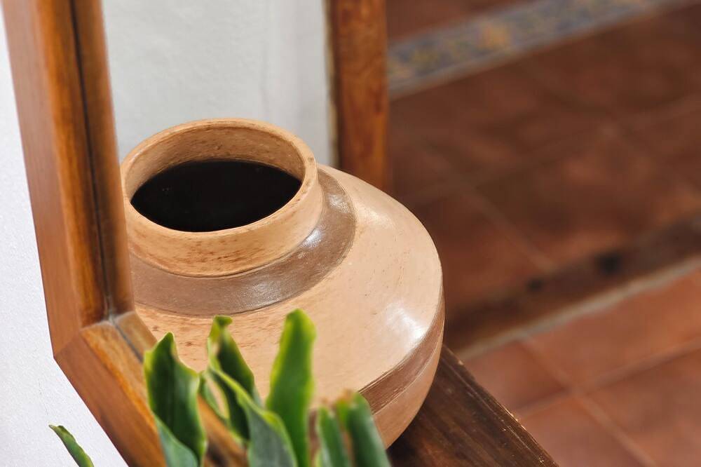 Lanzarote: Habitación amplia con baño privado en casa terrera in Tahiche, Teguise