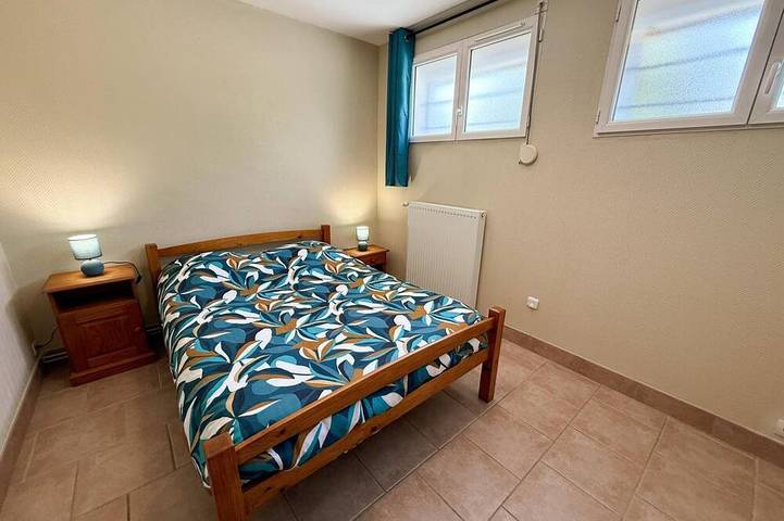Ebenerdiges Ferienhaus, Parkplatz, Haustiere Ok - 4 Pers. in Romorantin-Lanthenay, Sologne