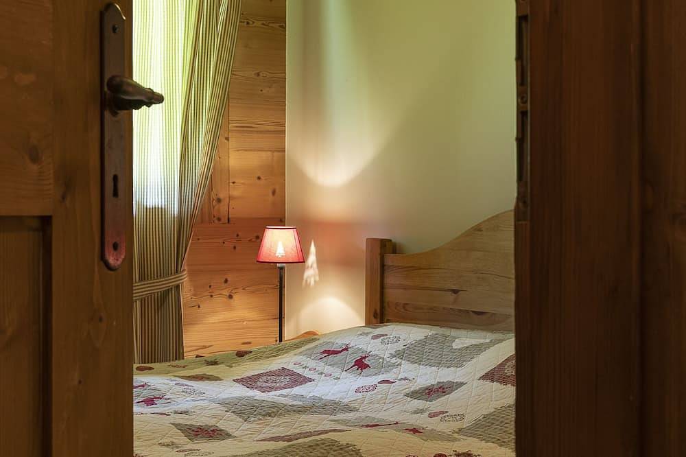 Mitten auf der letzten Alpage im Zentrum von Chatel erwartet Sie Pags Haut. in Châtel, Les Portes du Soleil