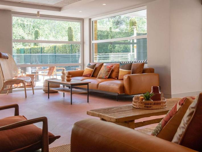 Hôtel pour 2 personnes, avec piscine et terrasse, animaux acceptés