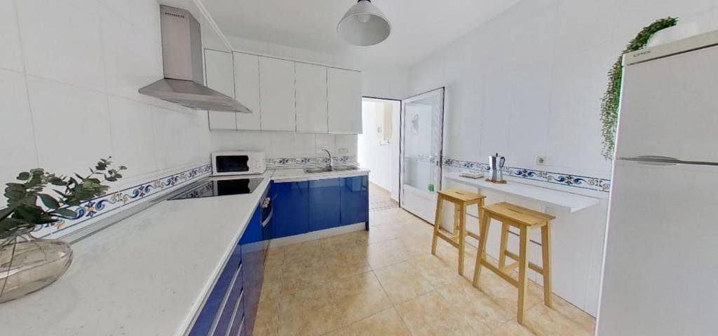 Location de vacances pour 9 personnes, avec jardin ainsi que piscine et terrasse à Gálvez - 3