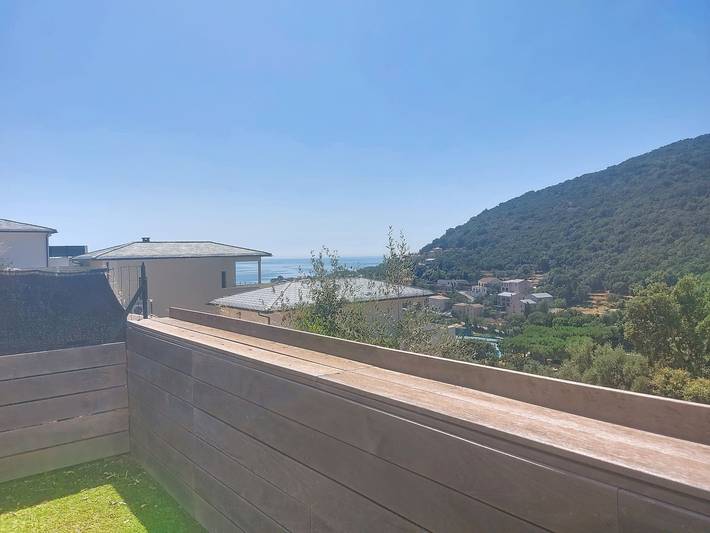 Gîte pour 2 personnes, avec Terrasse et Jardin à Santa-Maria-di-Lota