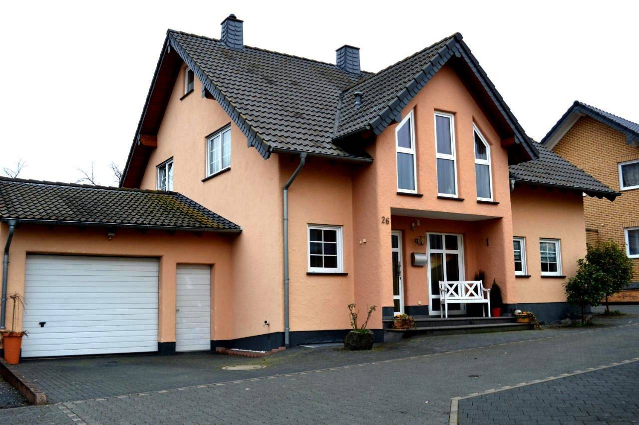 Ganze Wohnung, Ferienwohnung Ela 1 in Andernach, Osteifel