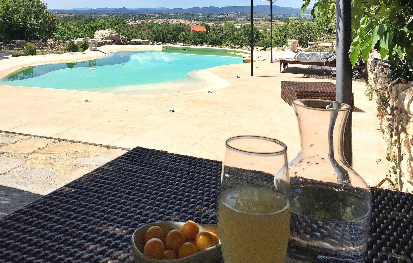 Gemütliches Apartment mit Pool, Parkplatz & Stadtzentrum in der Nähe in Saint-Jean-de-Maruéjols-et-Avéjan, Alès und Umgebung