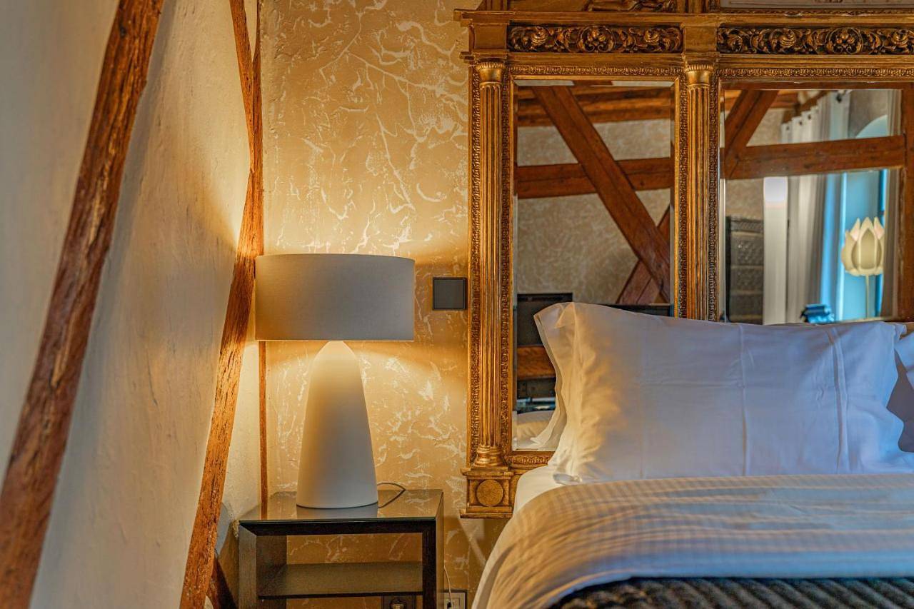 Le B. Suites, Chambres & Restaurant in Riquewihr, Parc naturel régional des Ballons des Vosges